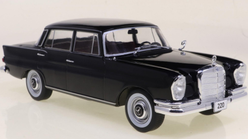 1/24 WhiteBox 1959 Mercedes-Benz 220 (W111) (Black) Diecast Car