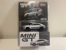 CHASE CAR 1/64 Mini GT 2022 Lamborghini Urus Macau GP Official Safety Car Diecast Car Model