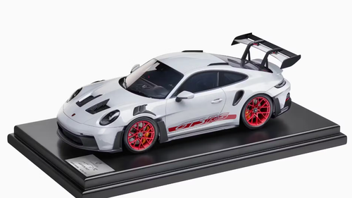 1/12 Dealer Edition 2022 Porsche 911 (992) GT3 RS (Ice Grey