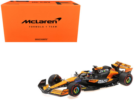 1/18 Minichamps 2024 Formula 1 McLaren MCL38 Oscar Piastri #81 Car