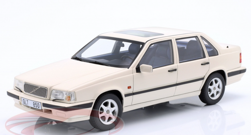 1/18 Cult Scale Models 1991-1994 Volvo 850 GLT (White) Car Model