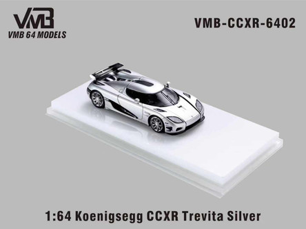 TSM MODEL vipカー 2台セット クイーンエリザベス1世と2世 1/64 VMB Koenigsegg CCXR (Trevita Silver) Car Model - LIVECARMODEL.com