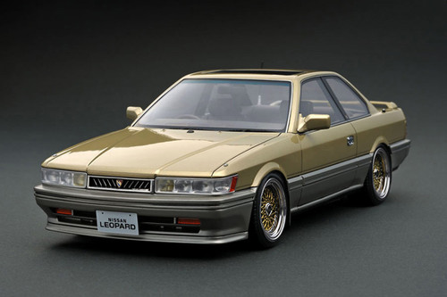 No.322 ミニカー1/18箱ありNissan Leopard IG1561 IG2215 Nissan Leopard 3.0 Ultima (F31) Blue/Silver