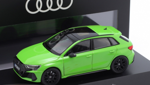 1/43 Audi RS3 Sportback キャラミグリーン Norev 1:43 Audi RS 3 Sportback キャラミグリーン 5012413031