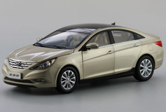 1/18 Dealer Edition Hyunda Sonata (Gold/Champagne) 6th Generation (YF; 2009-2014) Diecast Car Model