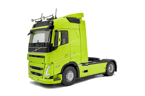 1/24 Solido 2023 Volvo Trucks FH Globetrotter XL (Neon Green