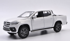 1/24 Mercedes-Benz Mercedes X-Class X-Klasse Truck (White) Diecast Car Model