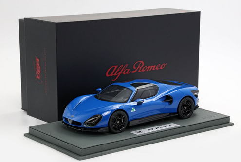 Alfa Romeo 33 Stradale AUTOａｒｔ1/18 1/18 BBR Alfa Romeo 33 Stradale (Royal Blue) Car Model Limited 133