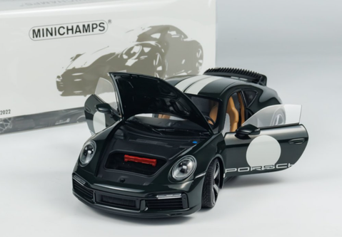 1/18 Minichamps 2022 Porsche 911 (992) Sport Classic (Green