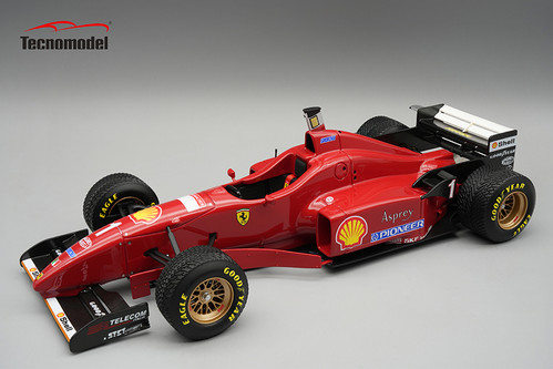 1/18 Tecnomodel Ferrari F310 1996 Spain GP Raining Tyres Driver