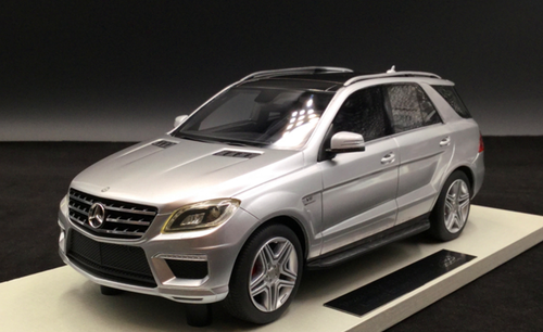 1：18 Mercedes Benz ML63 AMG SUV 2012 silver303-019 1/18