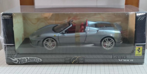 1/18 Hot Wheels Elite Ferrari F430 Spider (Silver) Diecast Car