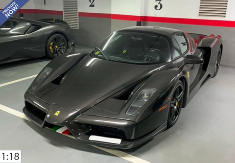 1/18 BBR Ferrari Enzo (Full Carbon Black with Italian Flag) Full