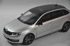 1/18 Dealer Edition SKODA RAPID SPACEBACK (Silver Grey) Diecast Car Model