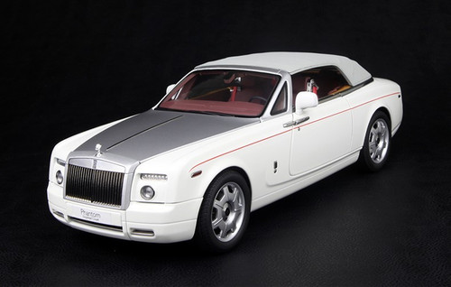 1/12 Kyosho Rolls-Royce Phantom Drophead Coupe (Black) w