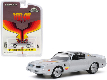 1977 PONTIAC FIREBIRD T/Aの1/18スケールモデル American Muscle 1977 Pontiac Firebird Formula 1:18 Scale