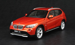 1/18 Kyosho BMW X1 E84 1st Generation (2009-2015) (Orange) Diecast Car Model