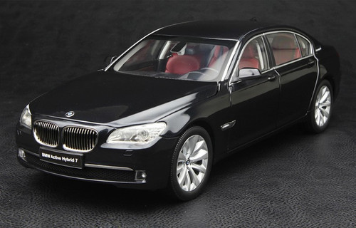 1/18 Kyosho BMW 7 Series (F02) Active Hybrid 7 (Black) Diecast Car