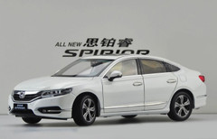 1/18 Dealer Edition 2015 Honda Spirior (White) Diecast Car Model