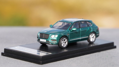 1/64 Dealer Edition Bentley Bentayga (Green) Diecast Car Model