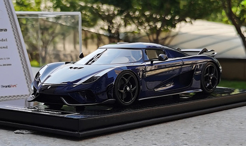FrontiArt Koenigsegg Regera 1/18 ミニカー 1/18 FrontiArt Avant Koenigsegg Regera in Light Blue Leather Base