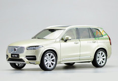 1/18 Dealer Edition 2015 Volvo XC90 (Silver) Diecast Car Model