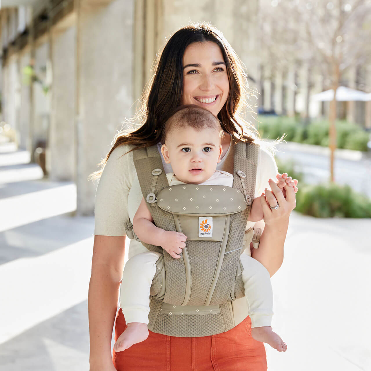 Ergobaby Omni Breeze Carrier - Soft Olive Diamond