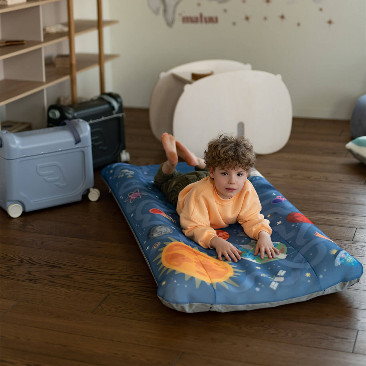 Stokke®JetKids™ Cloudsleeper™ - Space Maze | Winstanleys Pramworld