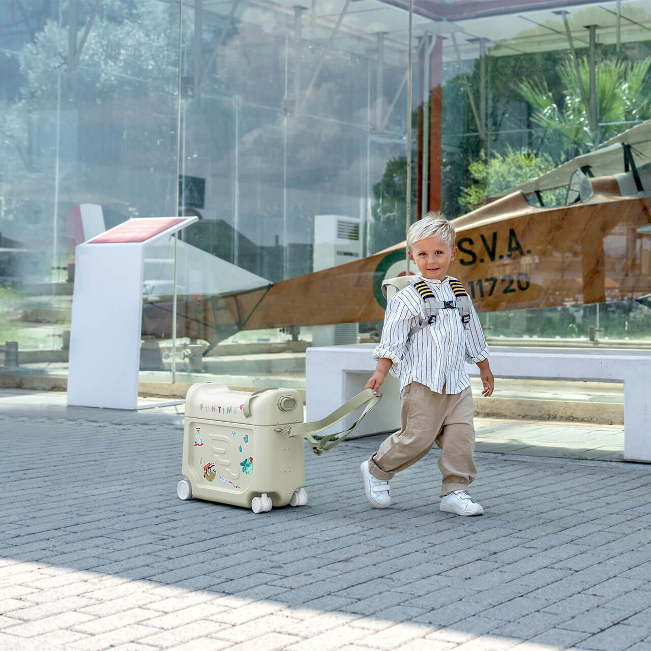STOKKE JETKIDS BedBox ミントグリーン Stokke® JetKids™ BedBox™ - Sea Green | Winstanleys Pramworld