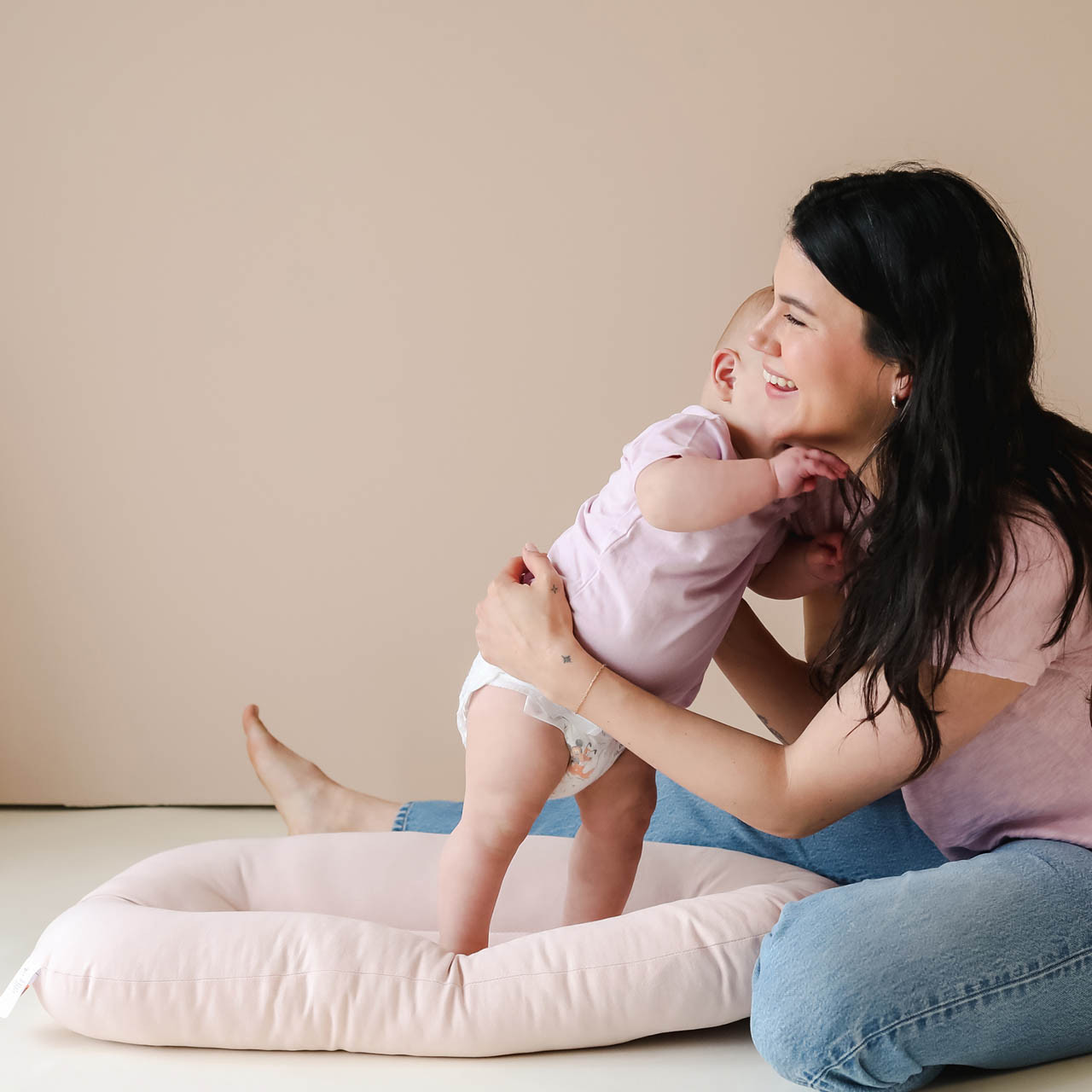 Snuggle Me Organic Infant Lounger - Petal | Winstanleys Pramworld