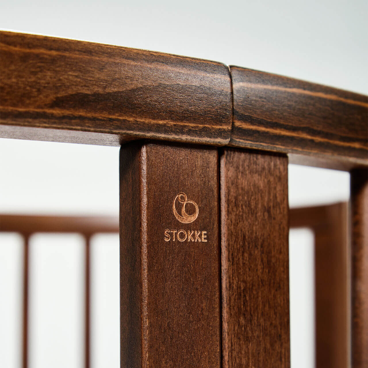 Stokke® Sleepi Mini V3 - Warm Brown | Winstanleys Pramworld