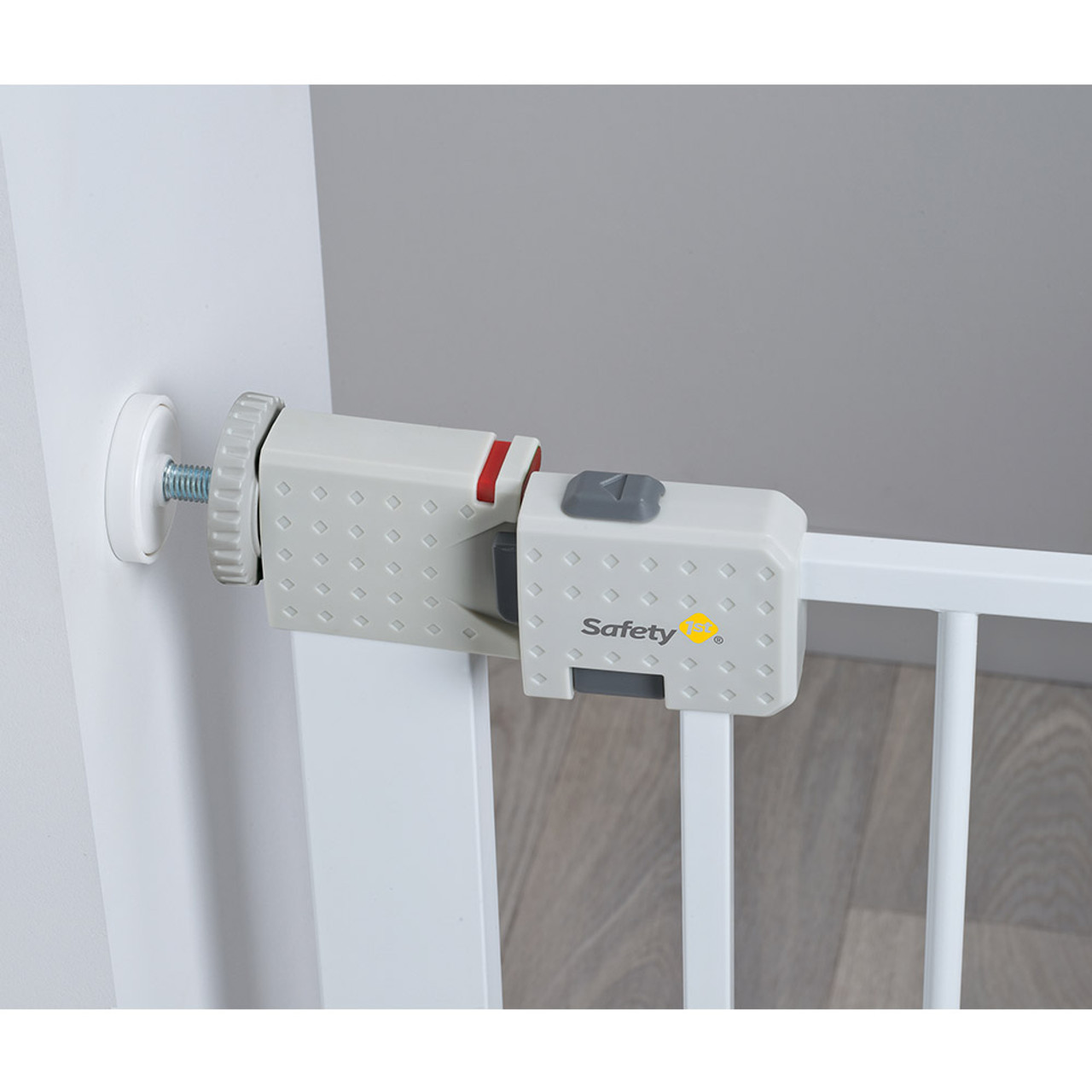 Safety 1st SecurTech® Simply Close Metal Gate - White