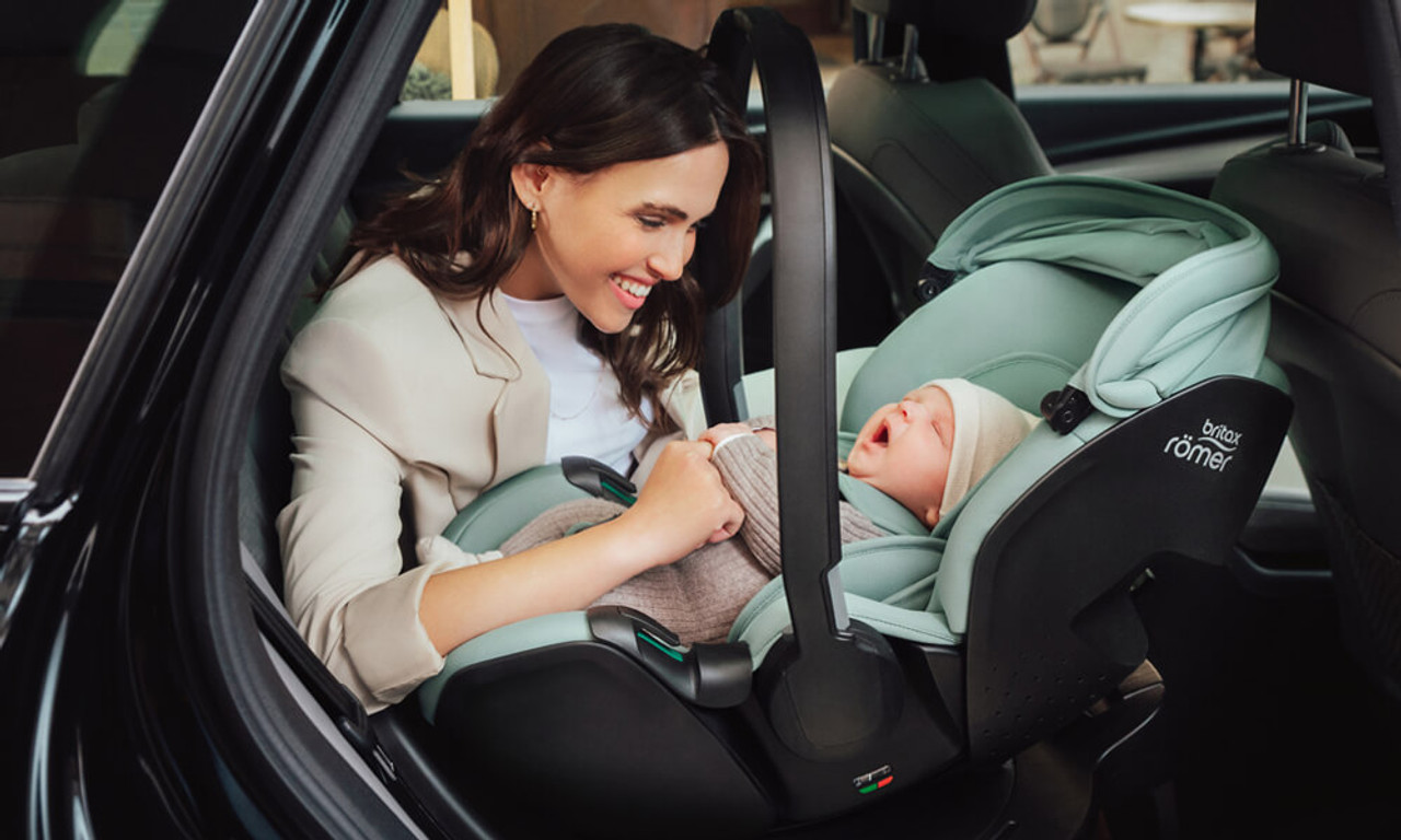 New Britax Römer BABY-SAFE 5Z2!