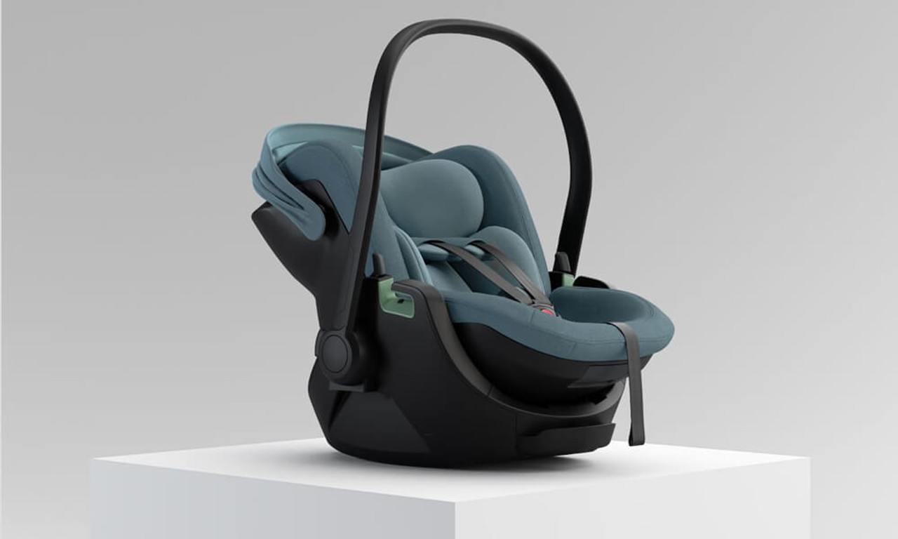 Introducing The Thule Maple Car Seat 