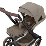 Maxi Cosi Fame - Twillic Truffle with Brown Wheels