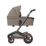 Maxi Cosi Fame - Twillic Truffle with Brown Wheels