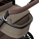 Maxi Cosi Fame - Twillic Truffle with Black Wheels