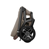 Maxi Cosi Fame - Twillic Truffle with Black Wheels