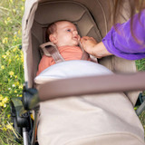 Joolz Aer2 Nest to Seat (lifestyle)