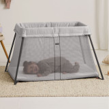 BabyBjorn Travel Cot Light & Fitted Sheet Bundle - Silver