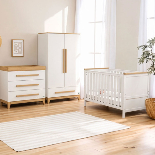 Tutti Bambini Misha 3 Piece Room Set - White/Golden Oak