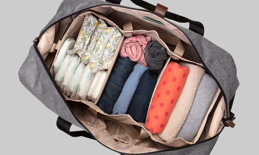 Hospital Bag Checklist UK (2026): Everything Mum, Birth Partner & Baby Need