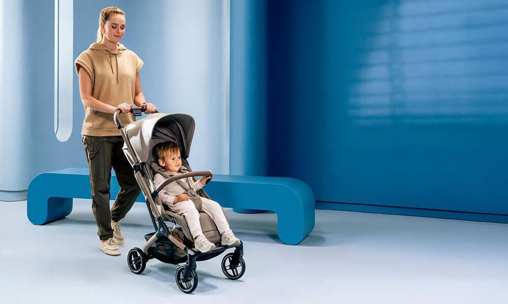 Summer Adventures Made Easy with the Maxi-Cosi Oxford Cabin