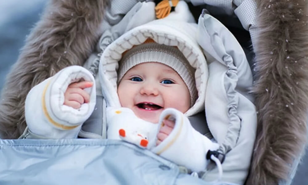 Dressing baby safely for winter Winstanleys Pramworld