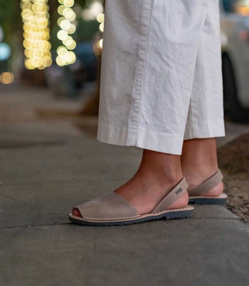 Pons Shoes - Classic Women - Taupe
