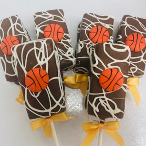 [Fudge Brownie Cake Pops-Sports Basketball]