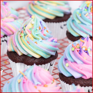 [Rainbow Cupcakes]