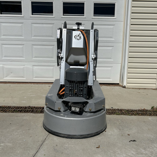 Used L25E Grinder