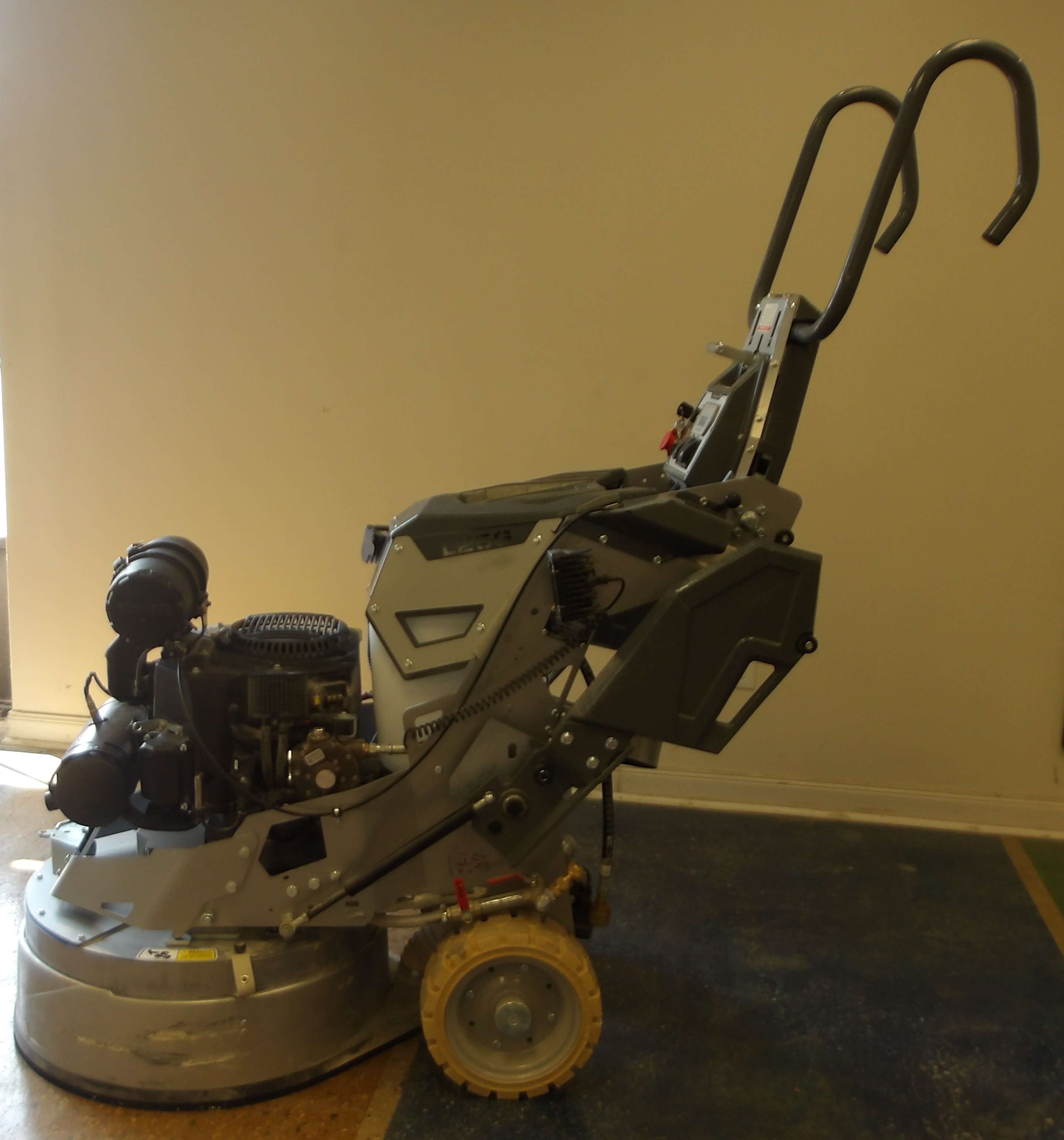 Ungrai Used L25GKS7 Propane Grinder - Niagara Machine, Inc Online Store.