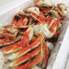 A case of Alaska Dungeness crab clusters.